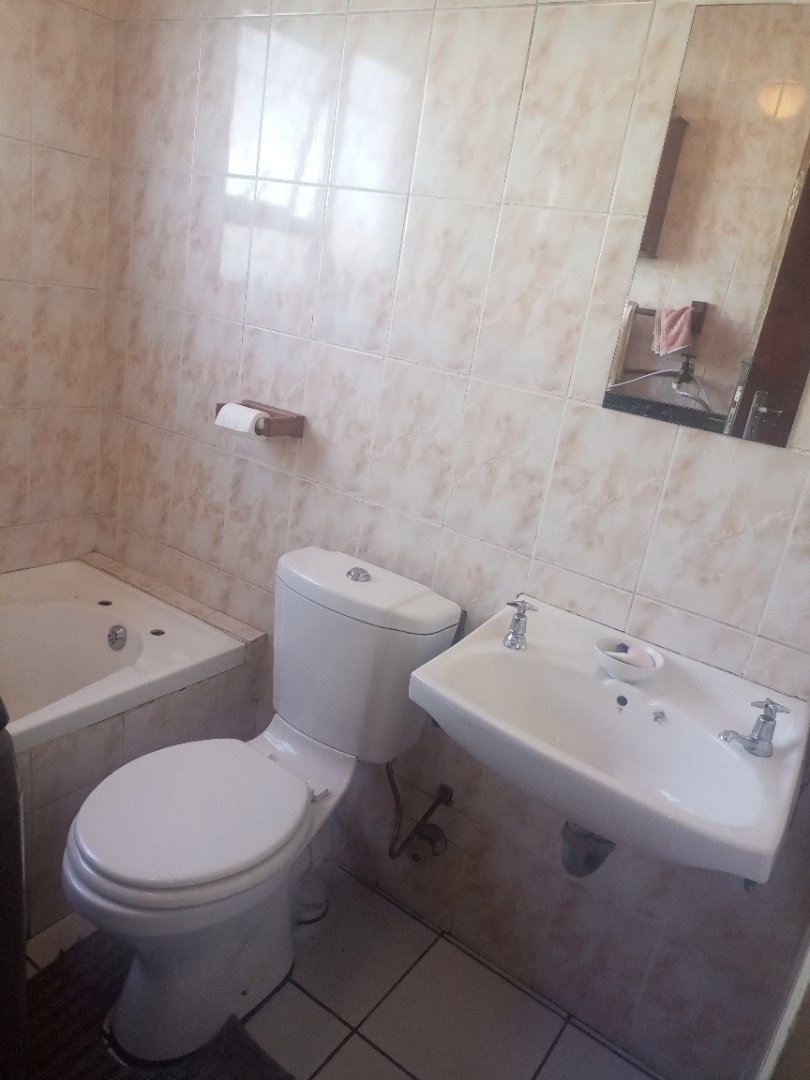 2 Bedroom Property for Sale in Fountain Village Western Cape